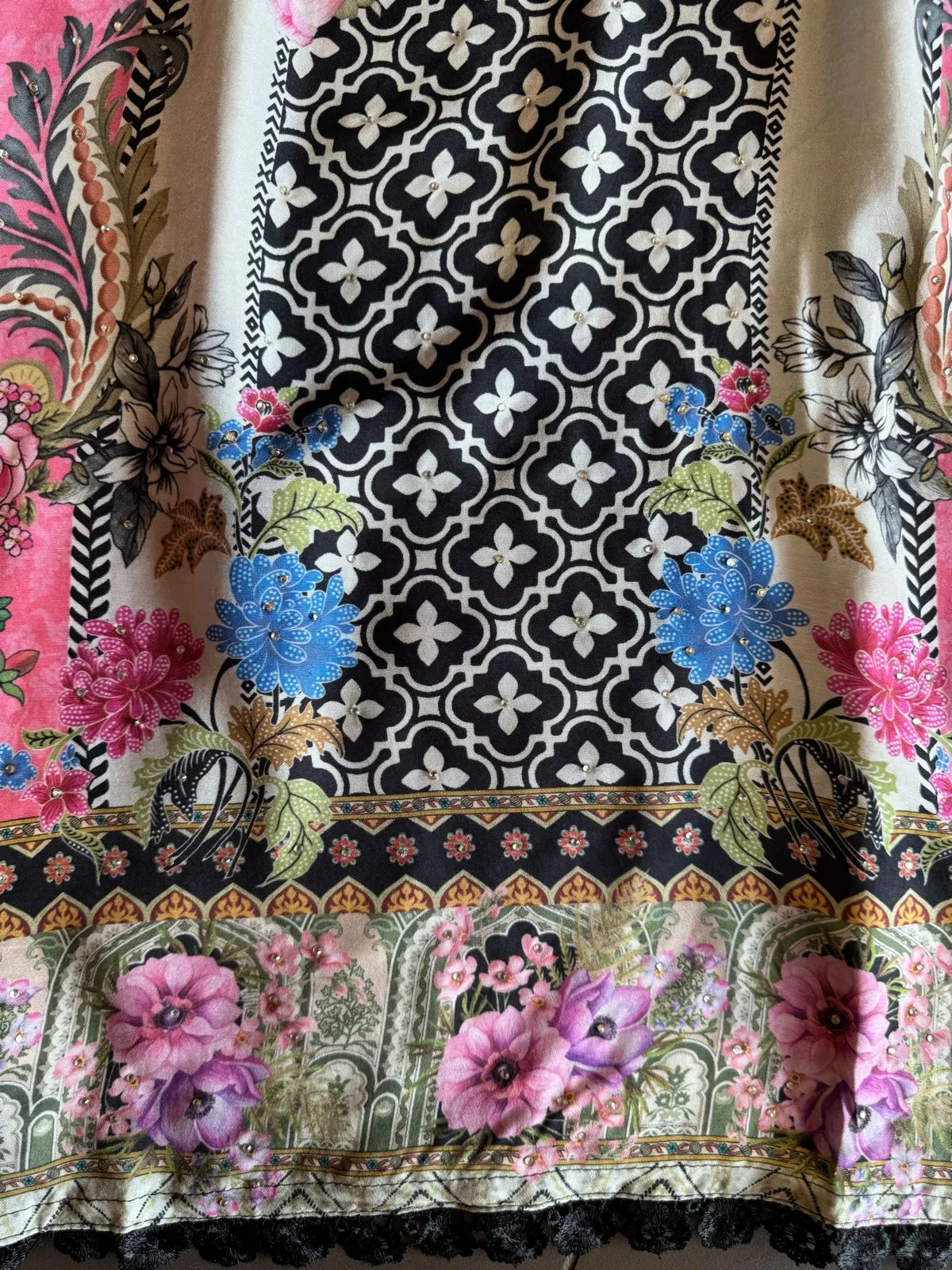 Digital printed Muslin shirt with Crochia lace on the neckline