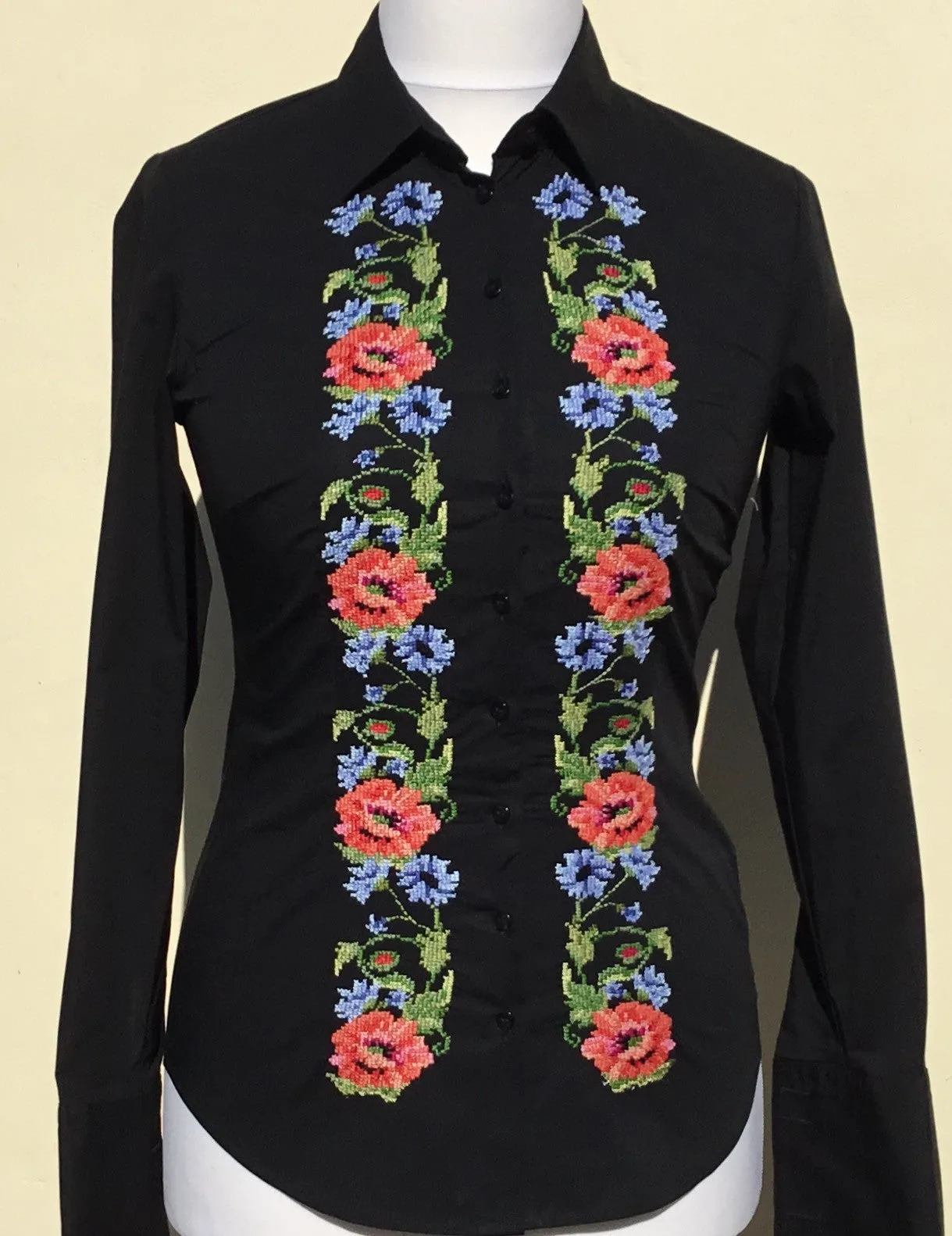 HAND EMBROIDERED BLACK SHIRT - DOUBLE CUFF