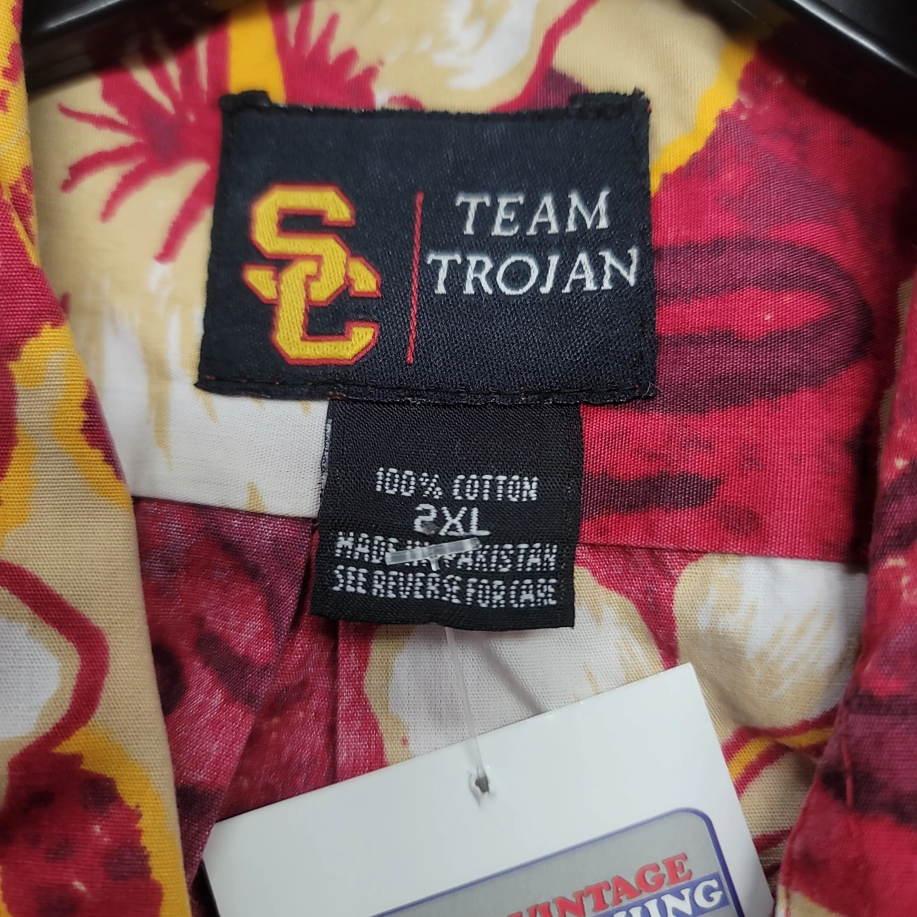 Vintage USC TROJANS NCAA SC Team Trojan Cotton Hawaiian Shirt 2XL