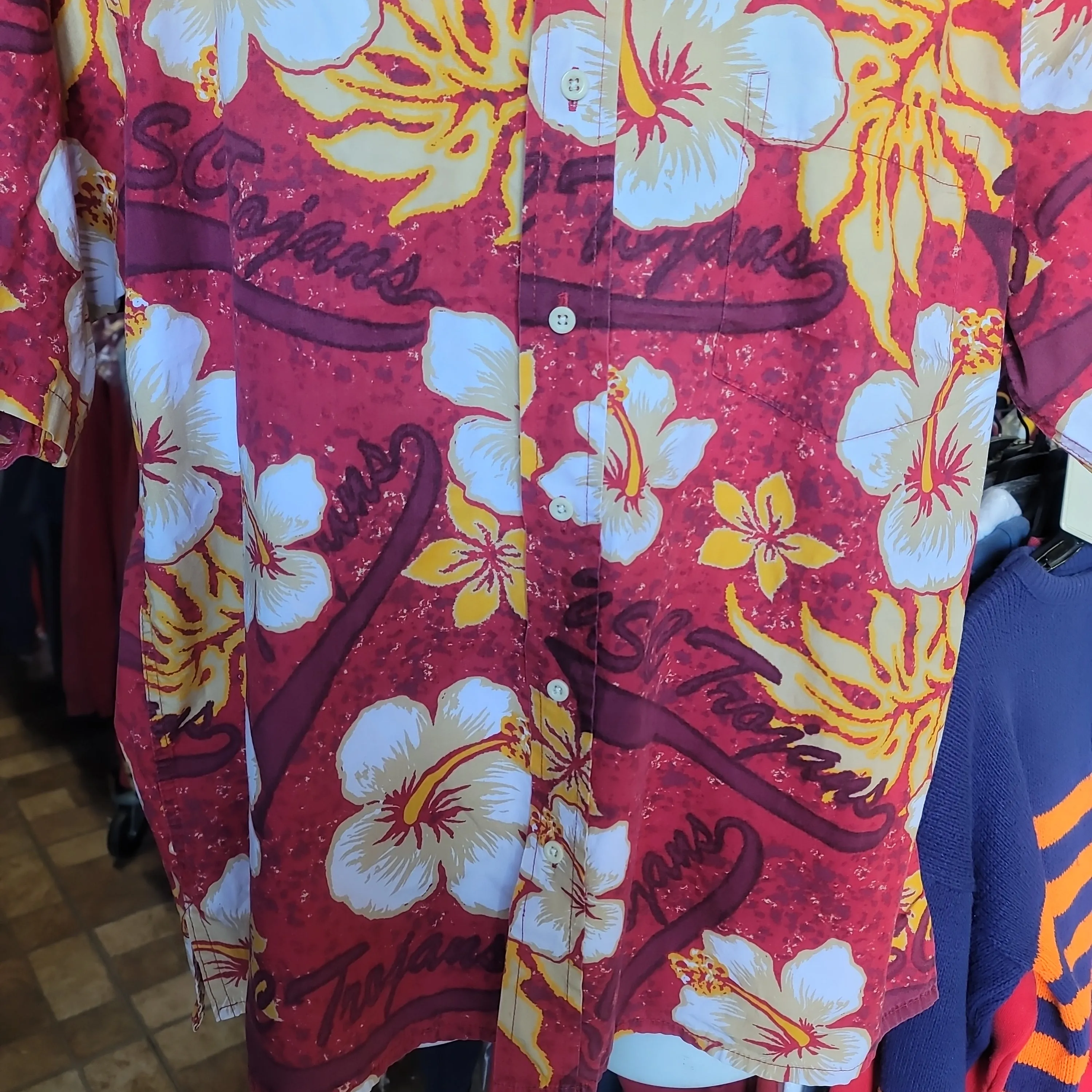 Vintage USC TROJANS NCAA SC Team Trojan Cotton Hawaiian Shirt 2XL