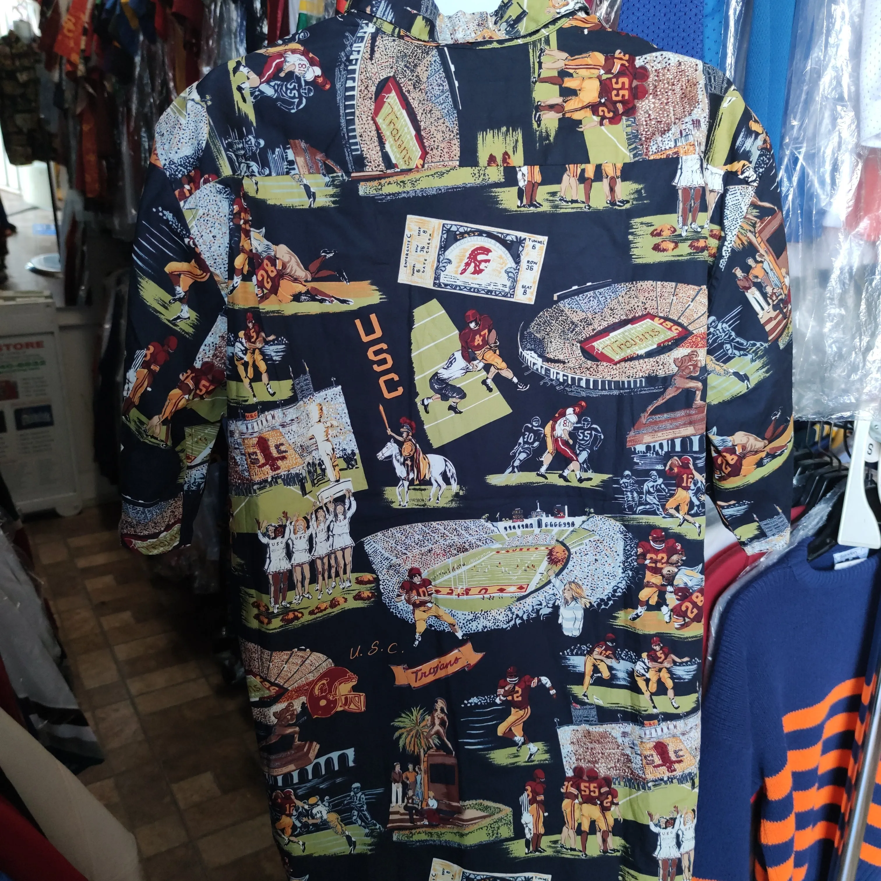 Vtg USC TROJANS NCAA Reyn Spooner Cotton Hawaiian Shirt XL (Deadstock)