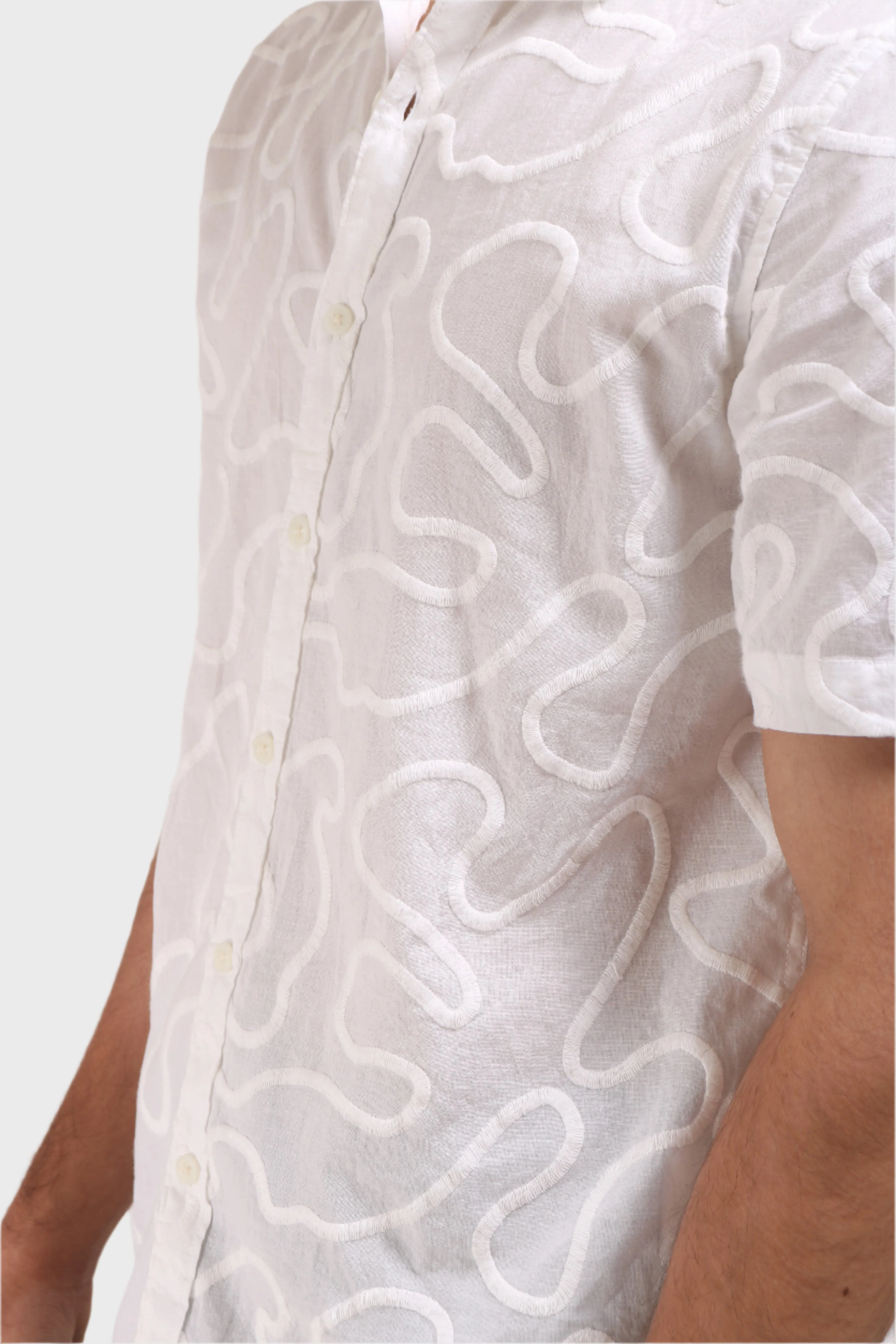 XKIND WHITE EMBROIDERED RELAXED FIT SHIRT